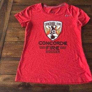 Nike Dri-Fit Atlanta Concorde Fire Soccer Tee S
